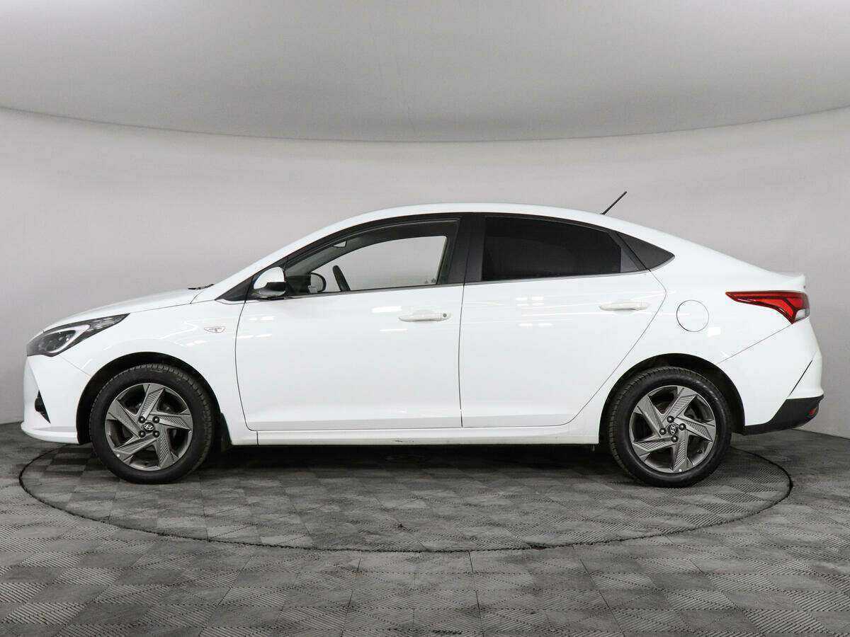 Hyundai Solaris с пробегом — 2020 год. Фото: #7