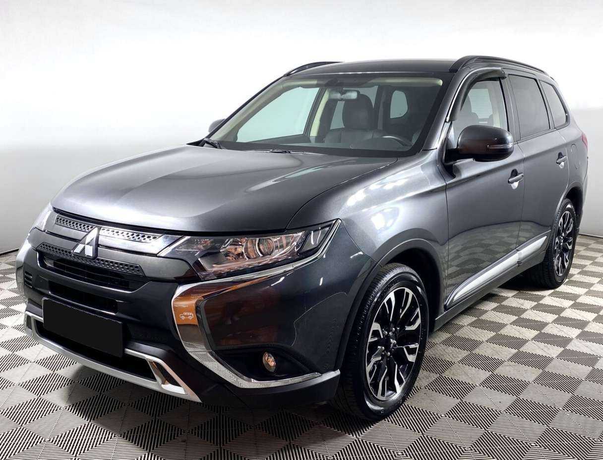 Mitsubishi Outlander с пробегом — 2021 год. Посмотреть фото