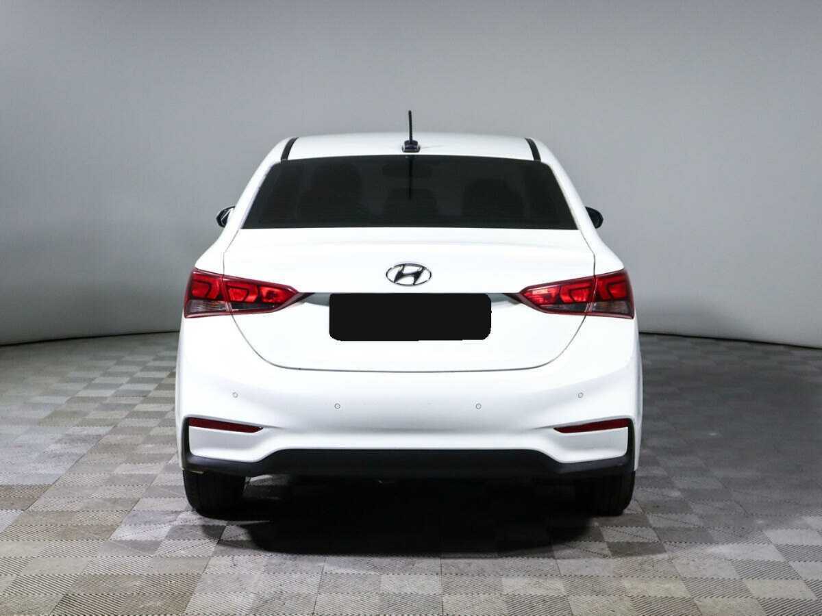 Hyundai Solaris с пробегом — 2018 год. Фото: #4