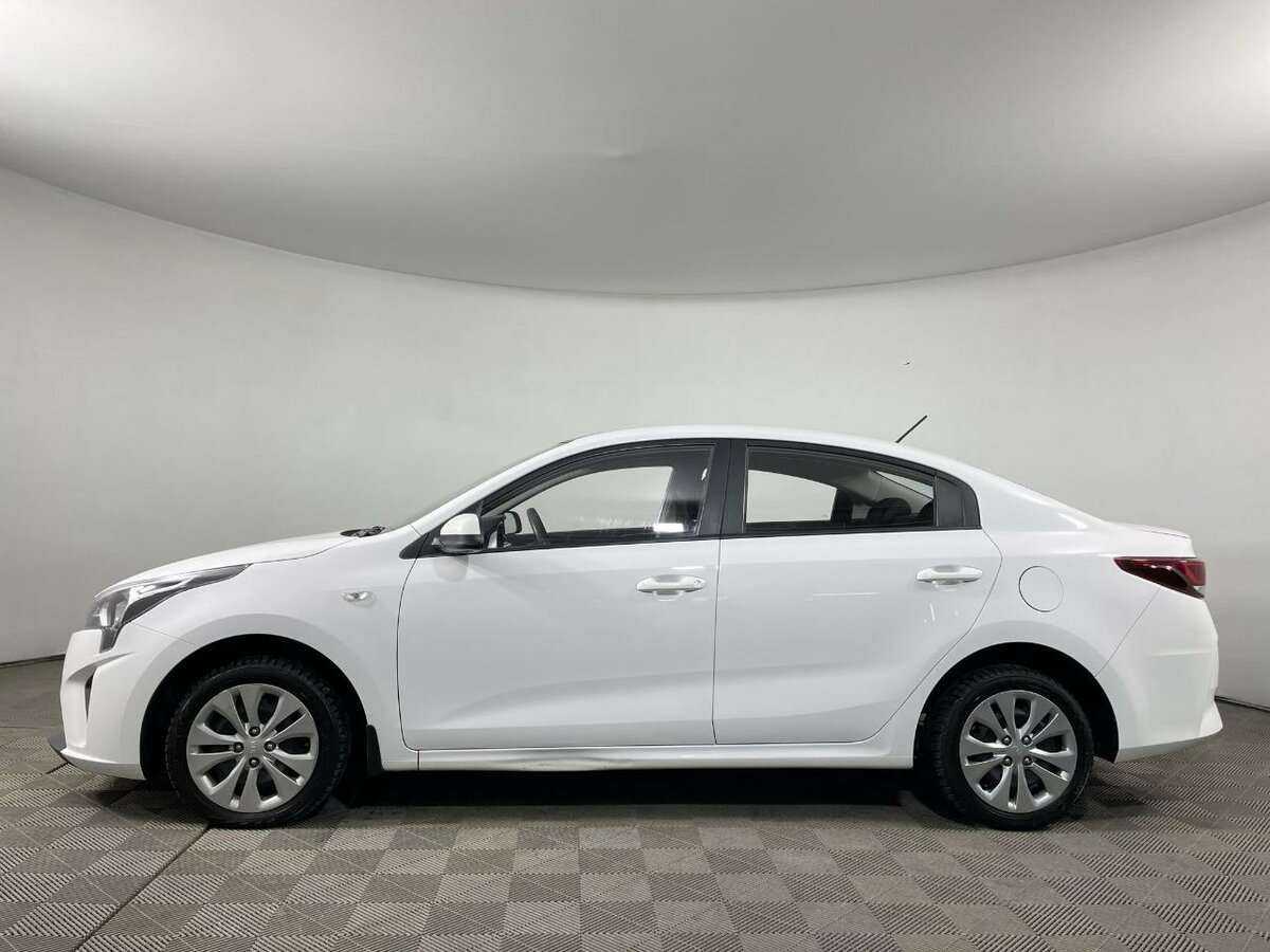 Kia Rio с пробегом — 2021 год. Фото: #4
