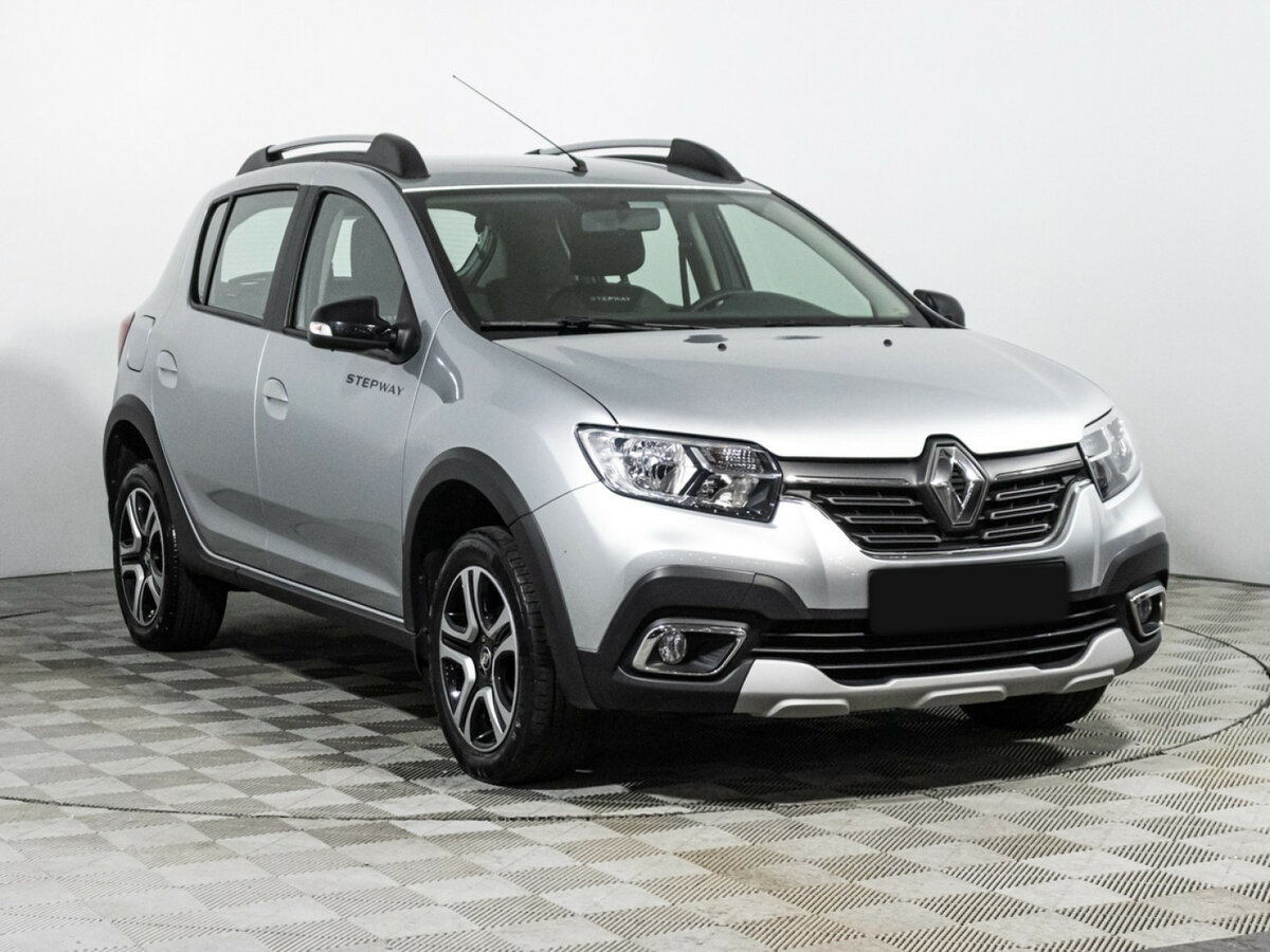 Renault Sandero с пробегом — 2022 год. Фото: #2