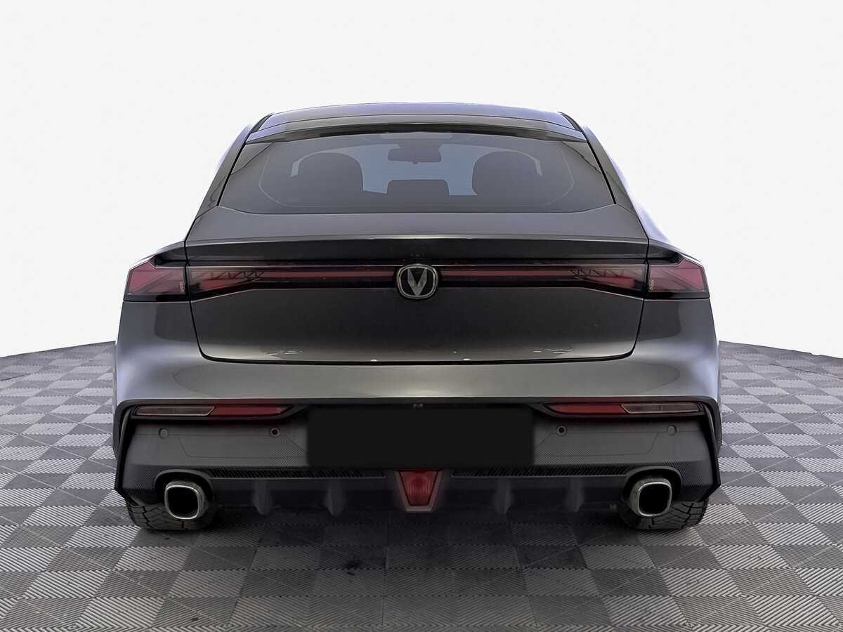 Changan UNI-V с пробегом — 2022 год. Фото: #5