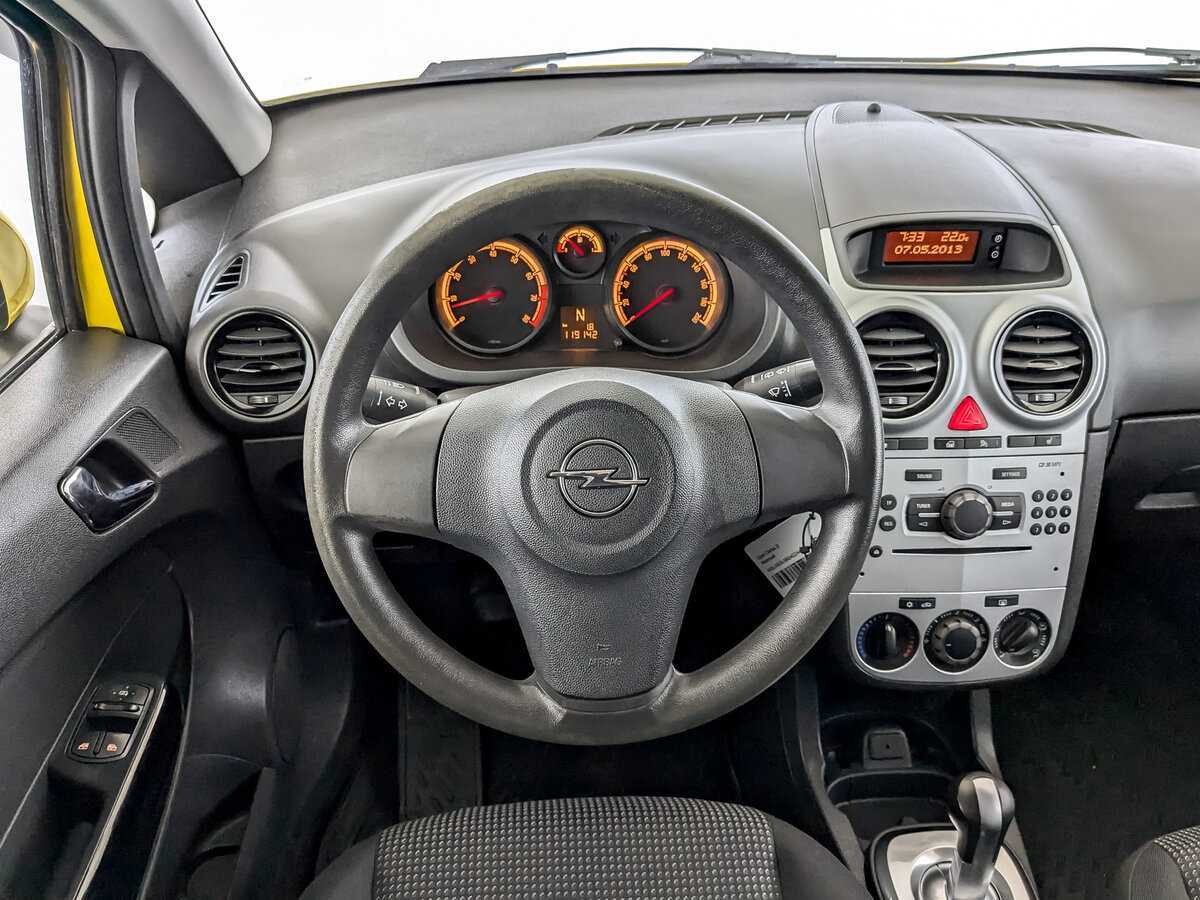 Opel Corsa с пробегом — 2013 год. Фото: #20