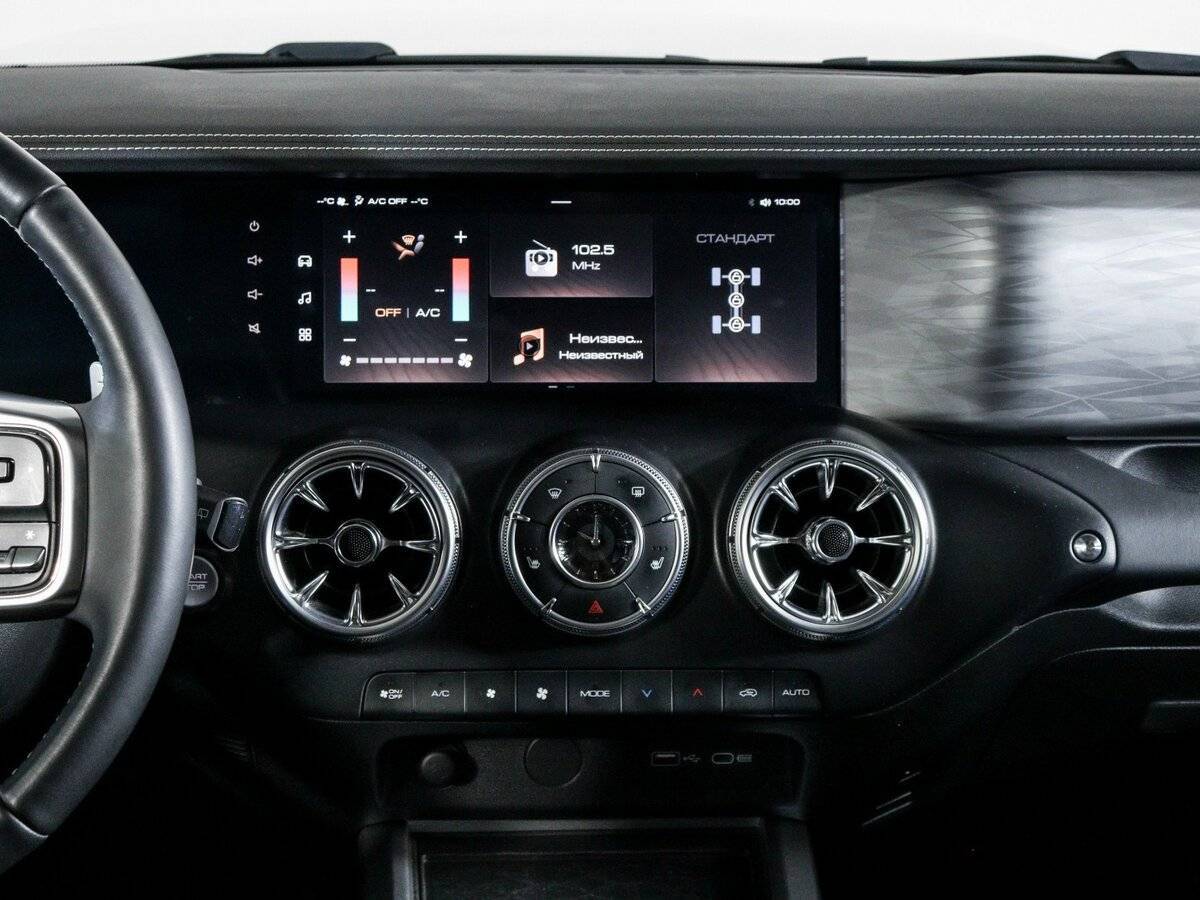 Tank 300 с пробегом — 2022 год. Фото: #12