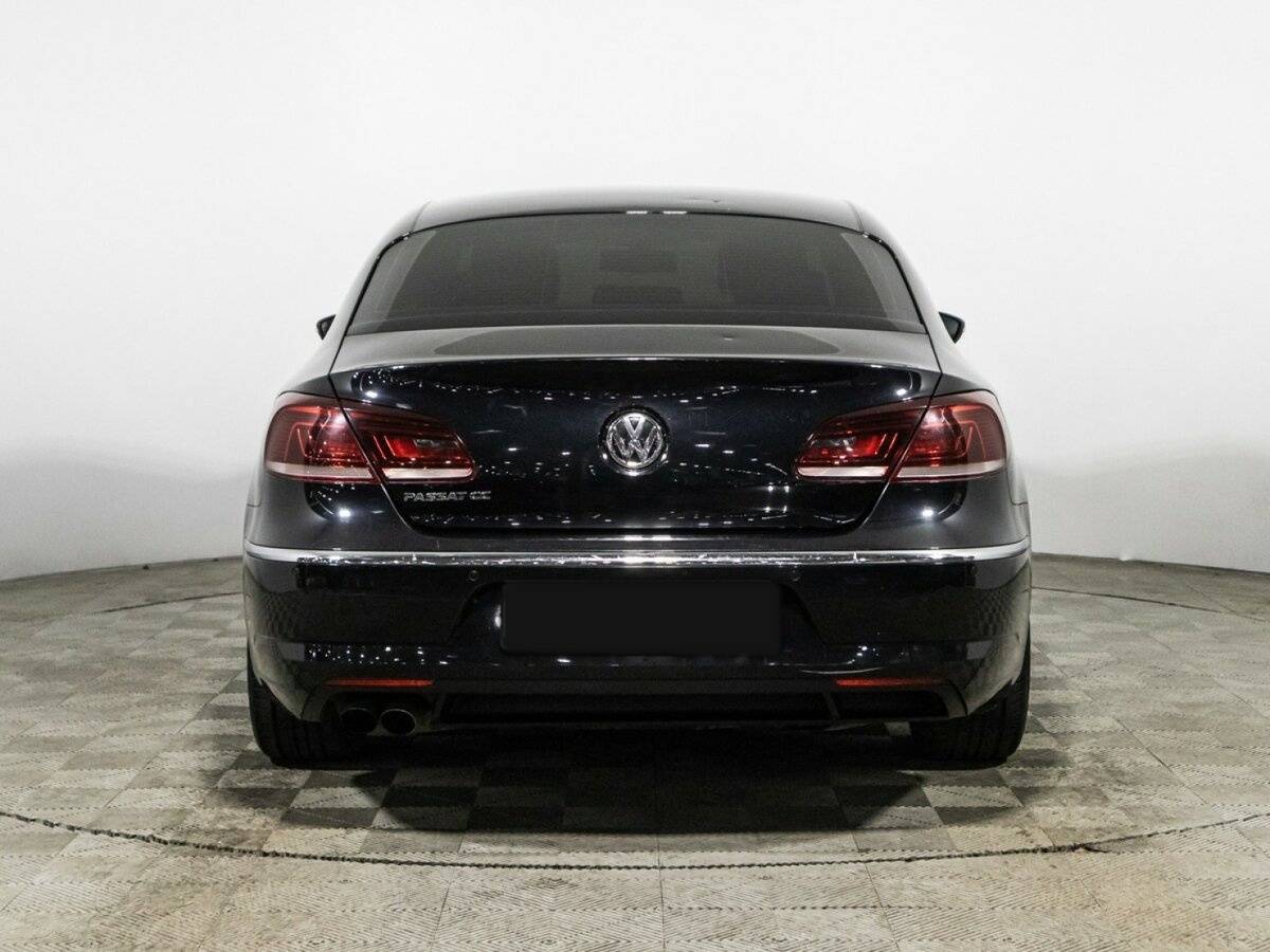 Volkswagen Passat CC с пробегом — 2014 год. Фото: #5