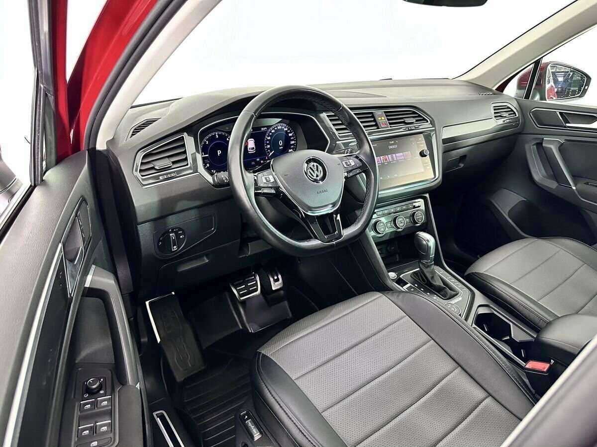 Volkswagen Tiguan с пробегом — 2018 год. Фото: #8