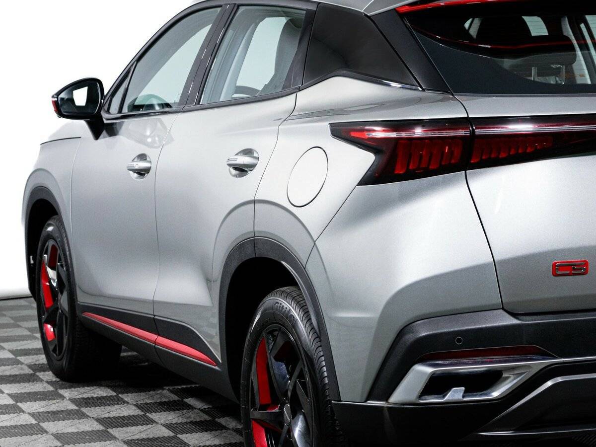 OMODA C5 с пробегом — 2023 год. Фото: #19