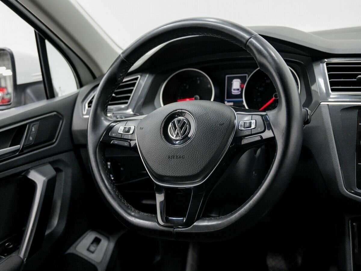 Volkswagen Tiguan с пробегом — 2018 год. Фото: #11