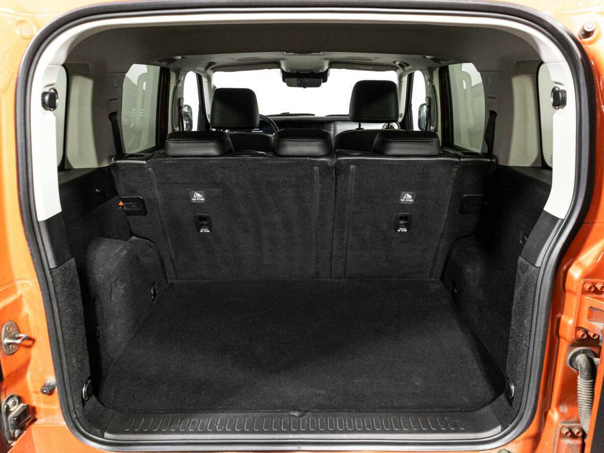 Tank 300 с пробегом — 2022 год. Фото: #14