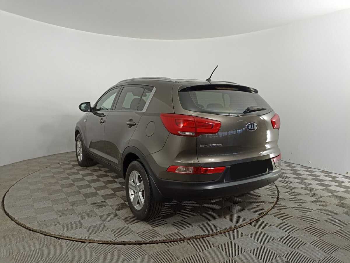 Kia Sportage с пробегом — 2014 год. Фото: #6