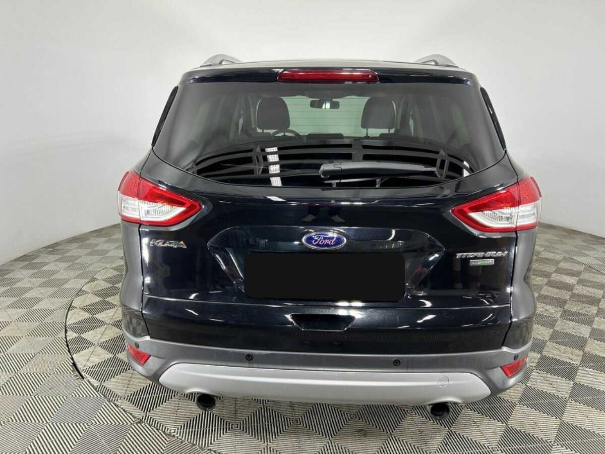 Ford Kuga с пробегом — 2015 год. Фото: #2