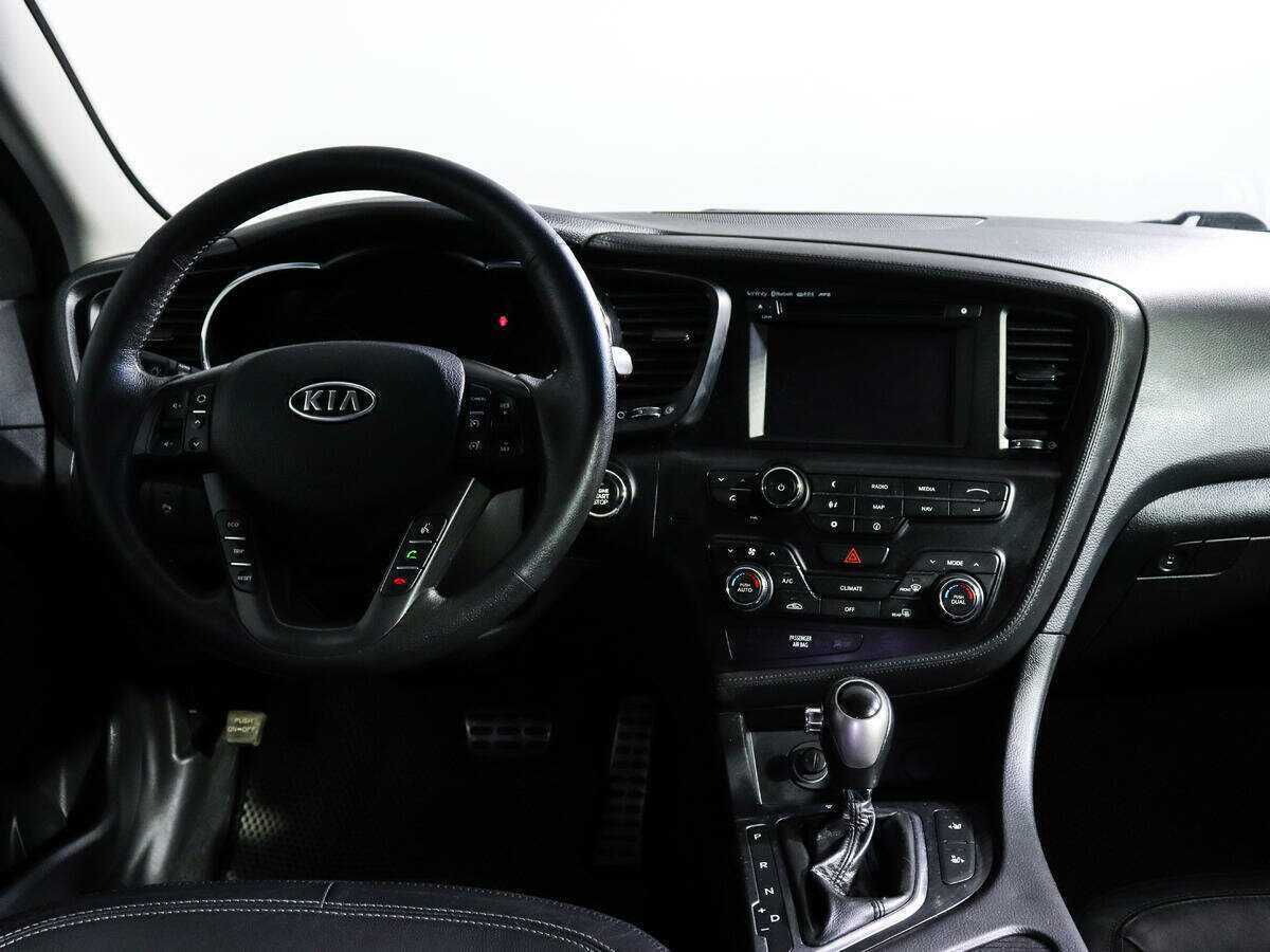 Kia Optima с пробегом — 2012 год. Фото: #9