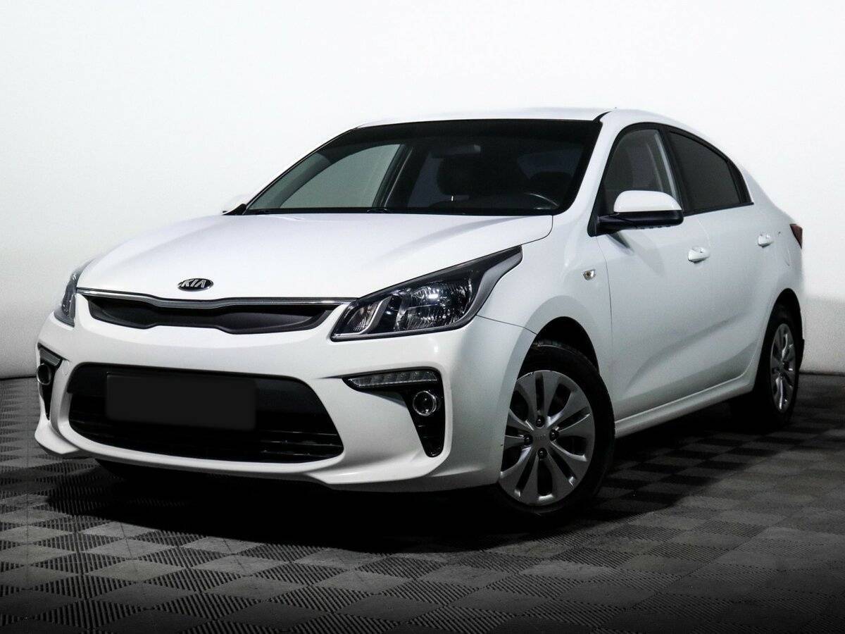 Kia Rio с пробегом — 2017 год. Посмотреть фото