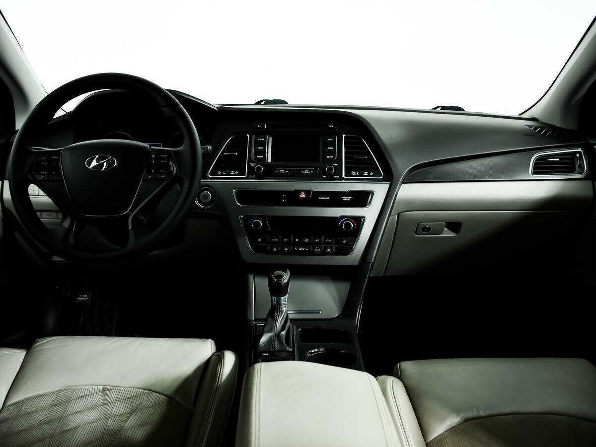 Hyundai Sonata с пробегом — 2014 год. Фото: #10