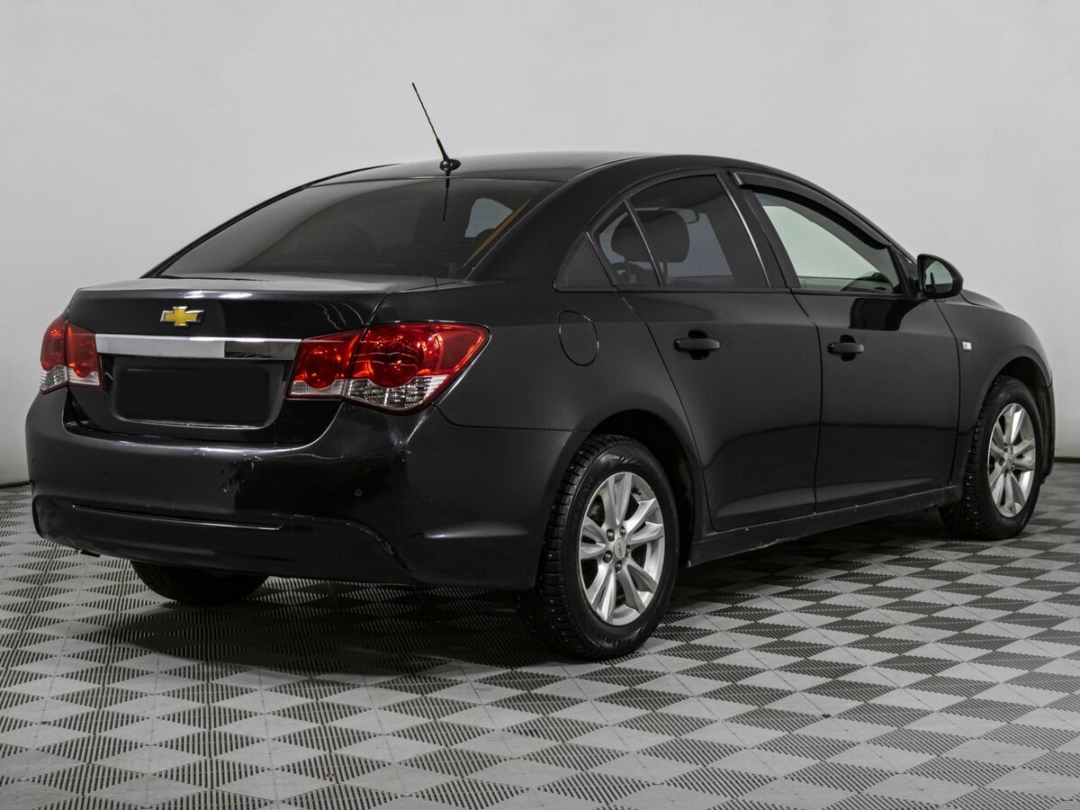 Chevrolet Cruze с пробегом — 2013 год. Фото: #3