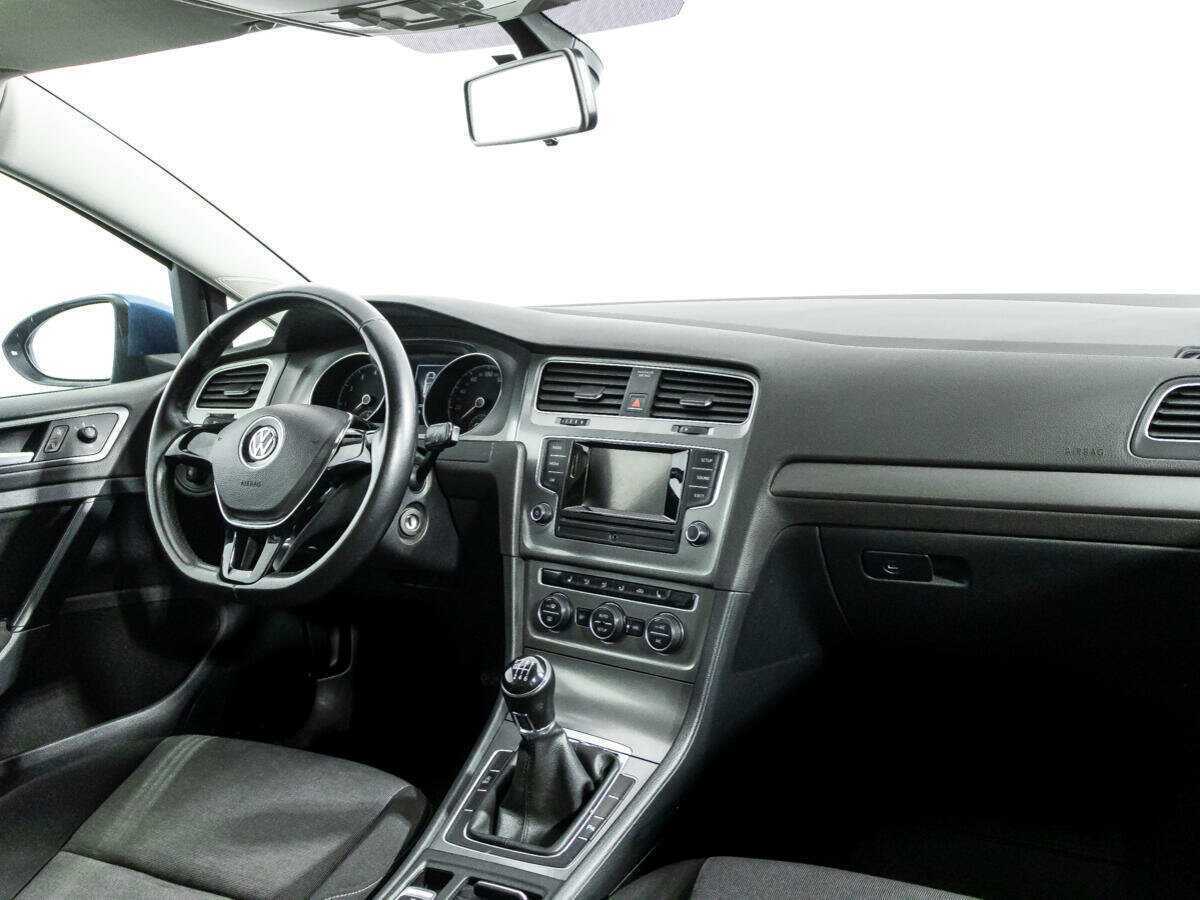 Volkswagen Golf с пробегом — 2013 год. Фото: #8