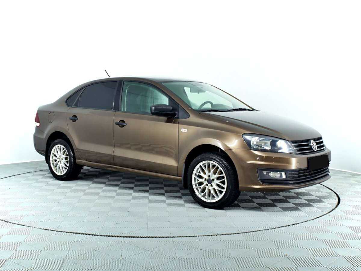 Volkswagen Polo с пробегом — 2019 год. Фото: #2