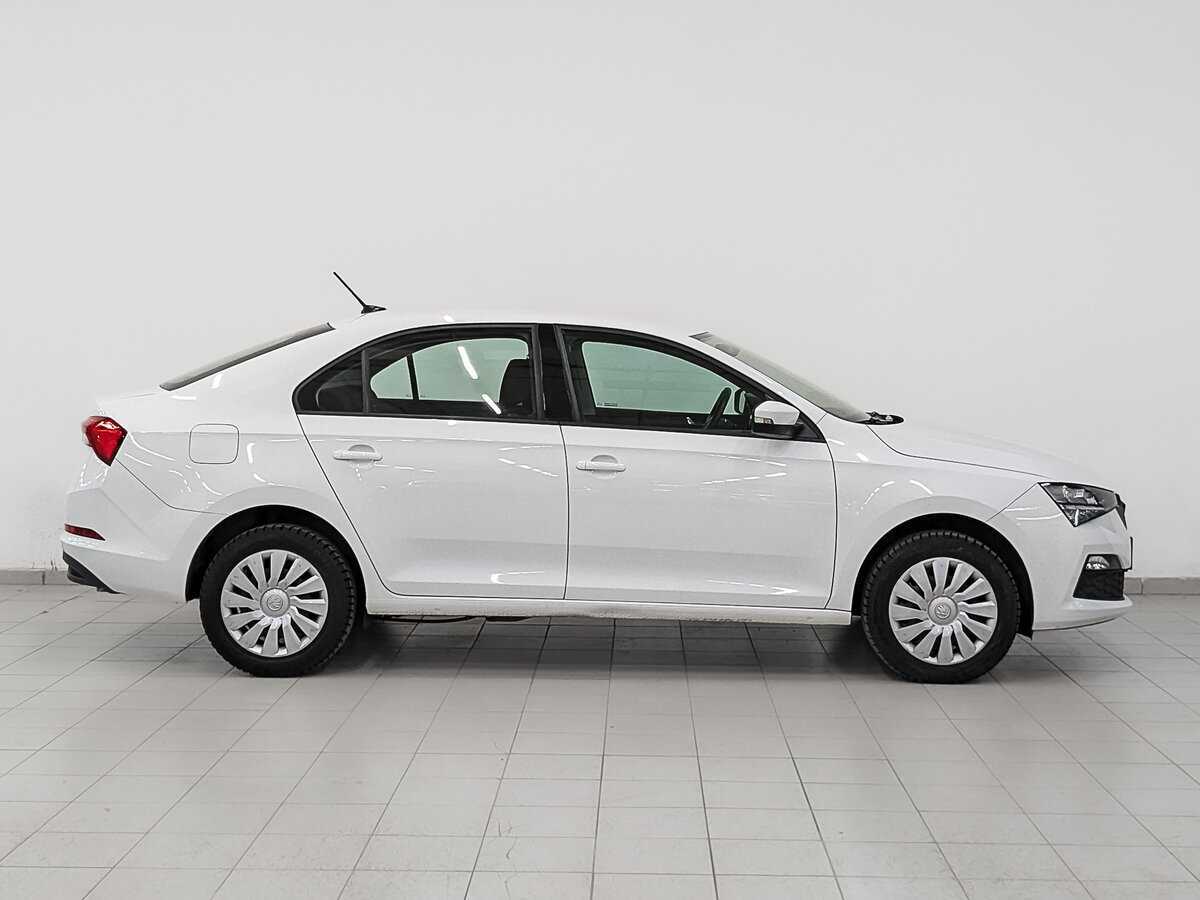 Skoda Rapid с пробегом — 2020 год. Фото: #3
