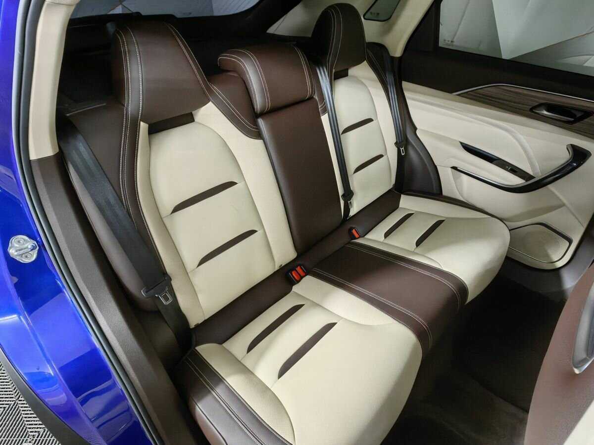 FAW Bestune T77 с пробегом — 2022 год. Фото: #12