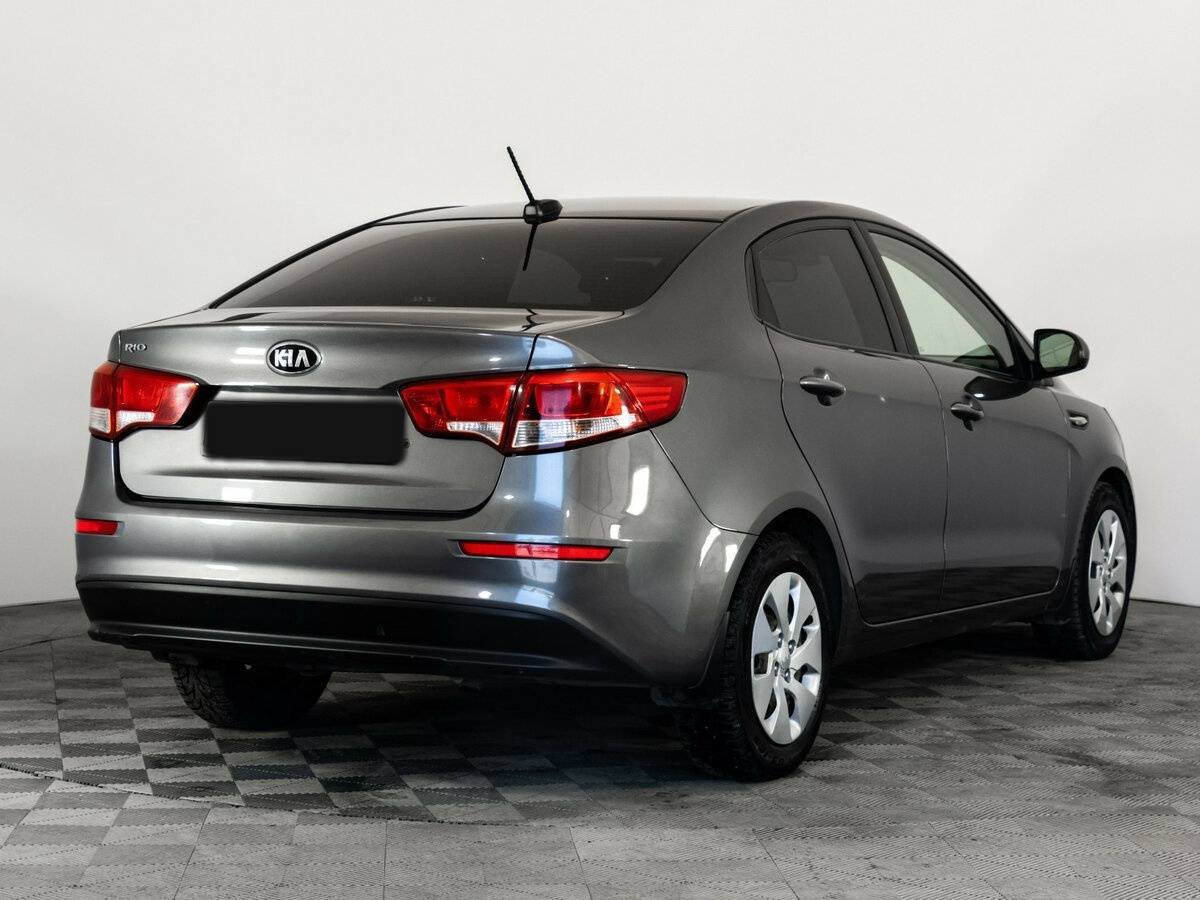 Kia Rio с пробегом — 2017 год. Фото: #4