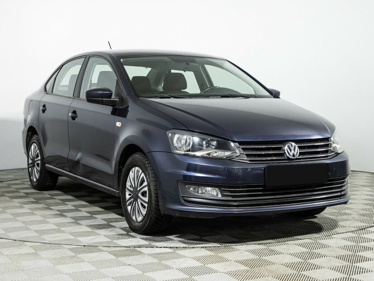 Volkswagen Polo с пробегом — 2015 год. Фото: #2