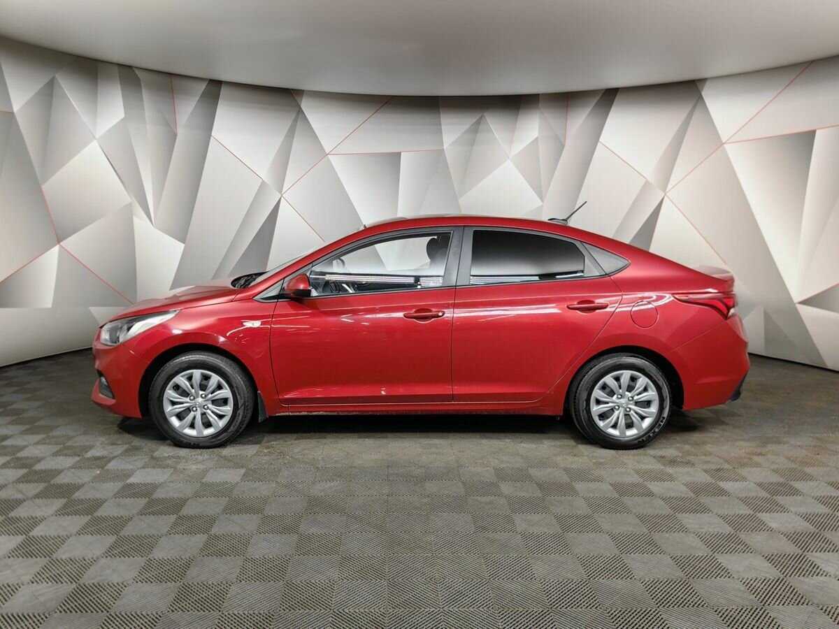 Hyundai Solaris с пробегом — 2020 год. Фото: #4