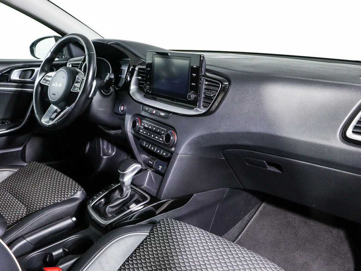 Kia Ceed с пробегом — 2021 год. Фото: #8