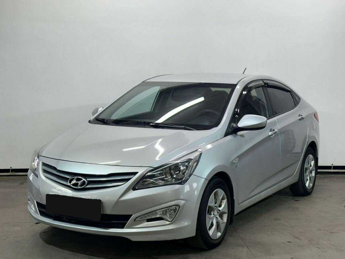 Hyundai Solaris с пробегом — 2015 год. Фото: #0