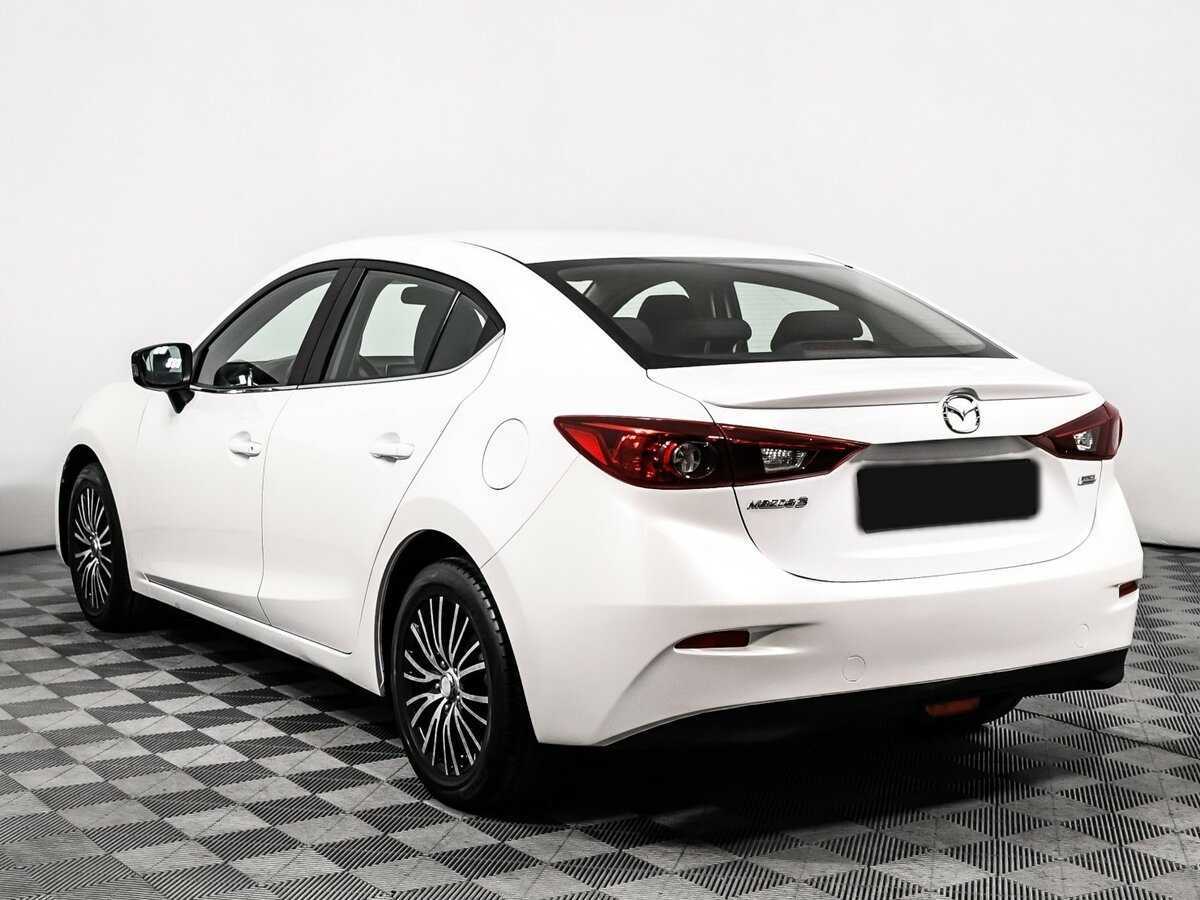 Mazda 3 с пробегом — 2013 год. Фото: #6