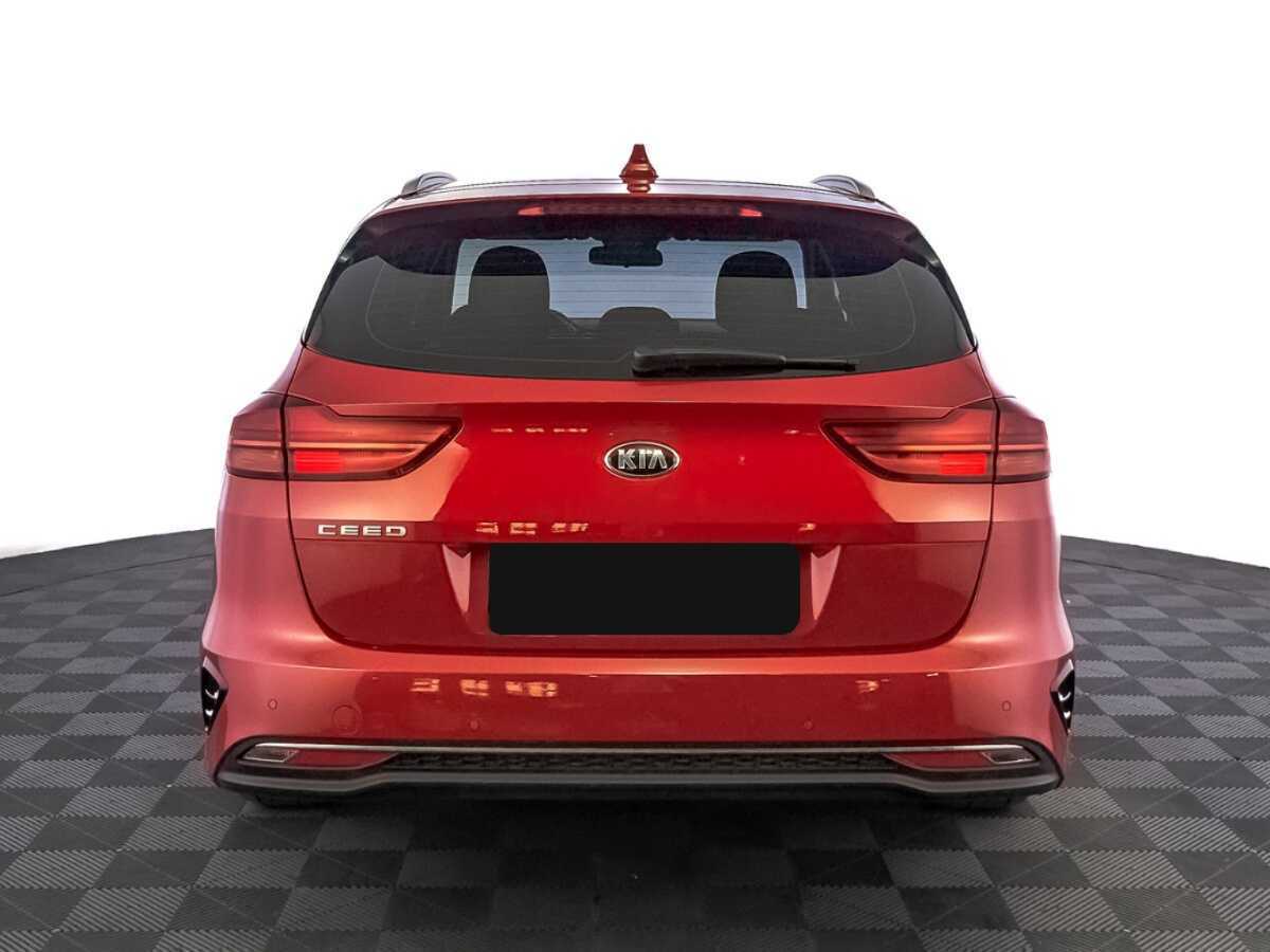 Kia Ceed с пробегом — 2021 год. Фото: #5