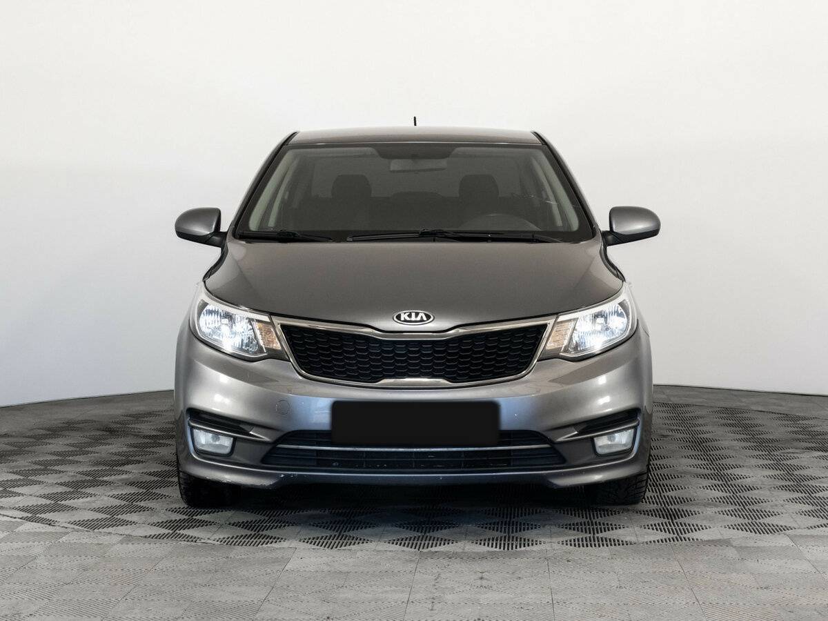 Kia Rio с пробегом — 2017 год. Фото: #1