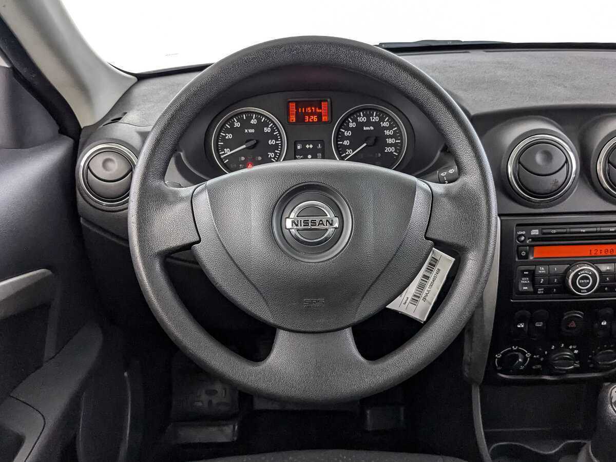 Nissan Almera с пробегом — 2015 год. Фото: #17