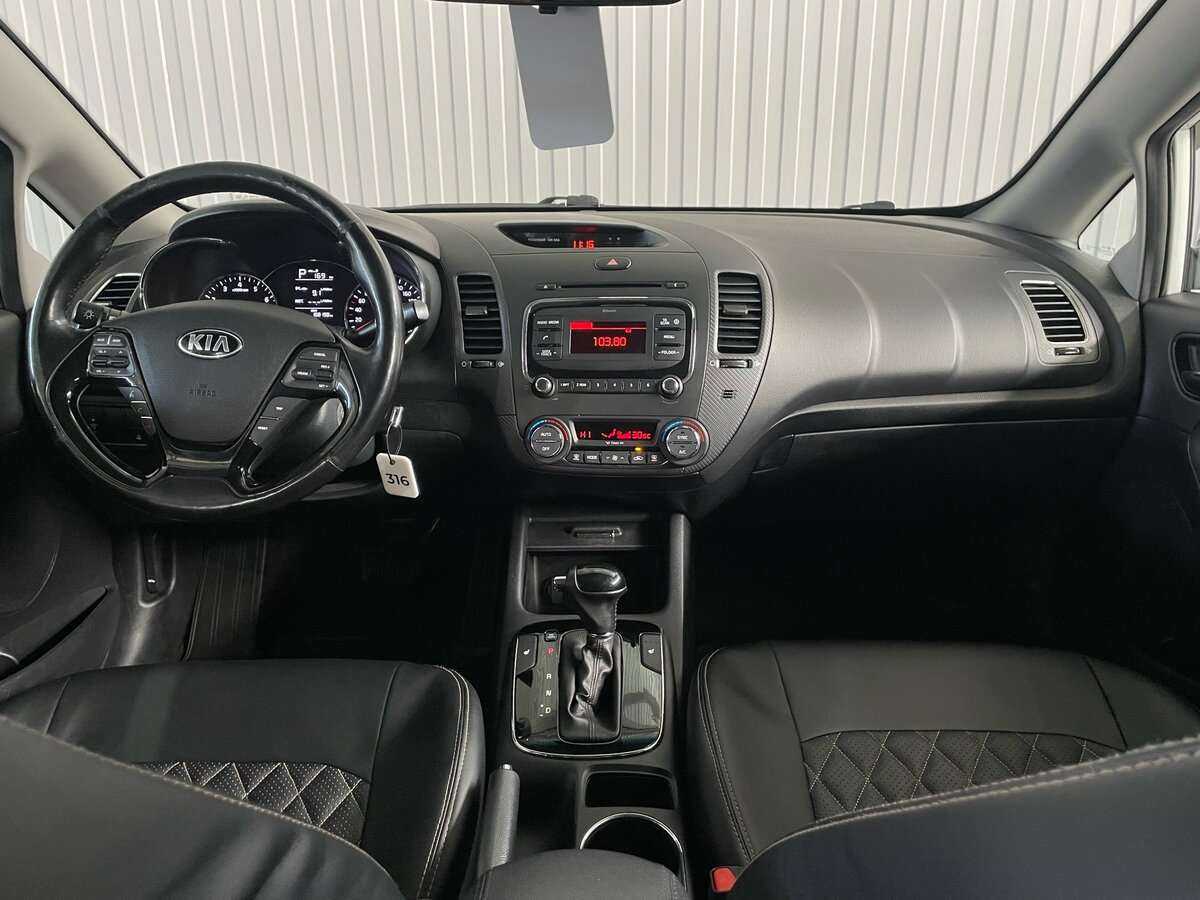 Kia Cerato с пробегом — 2017 год. Фото: #8