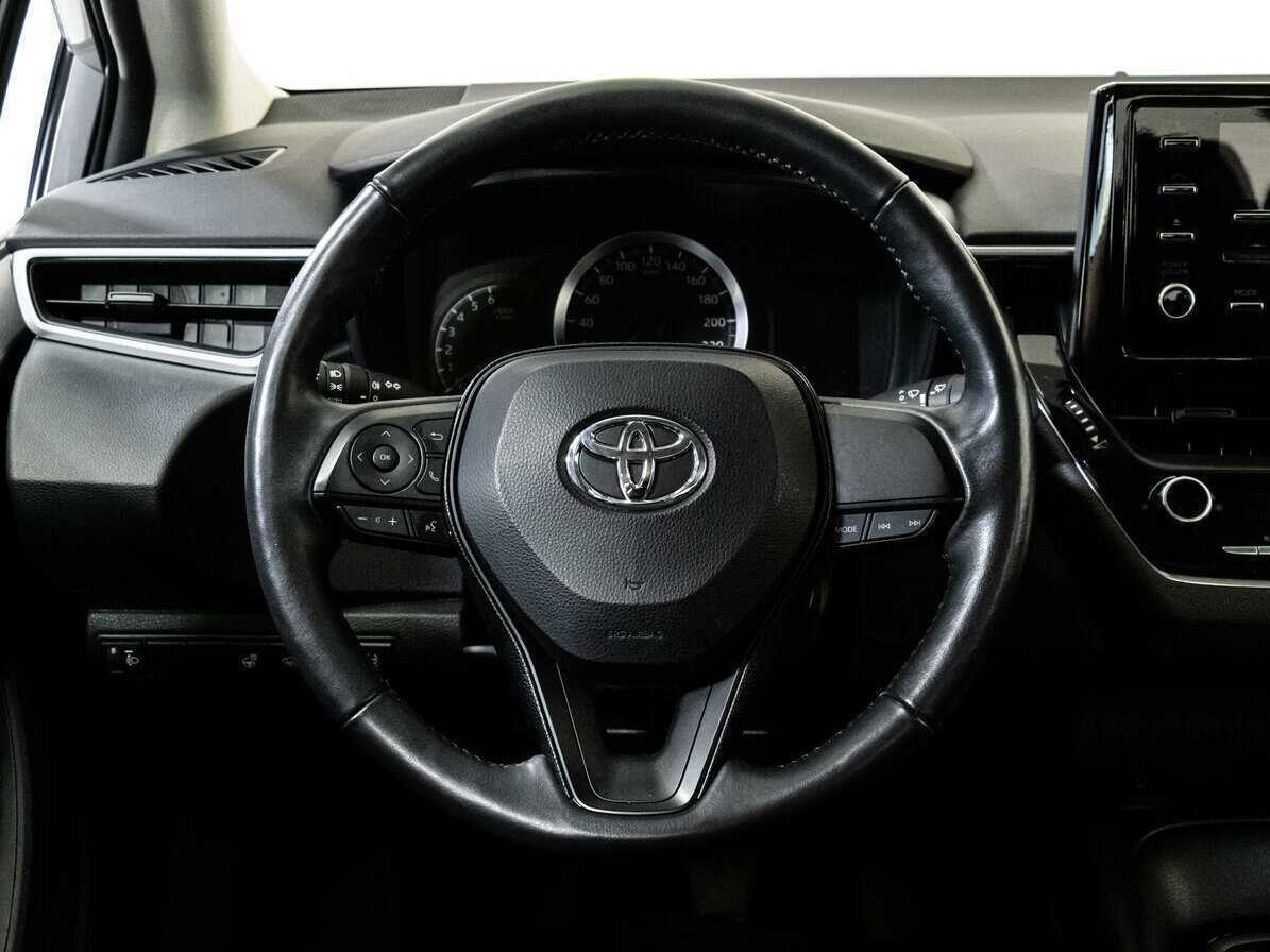 Toyota Corolla с пробегом — 2020 год. Фото: #11