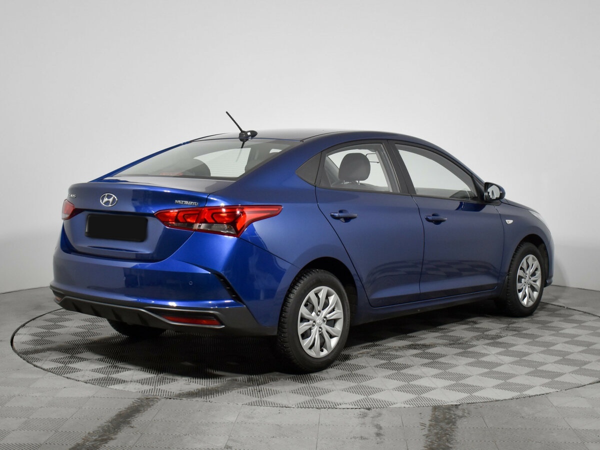 Hyundai Solaris с пробегом — 2022 год. Фото: #4