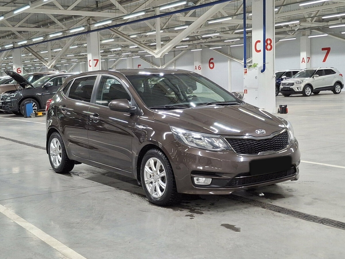 Kia Rio с пробегом — 2017 год. Фото: #2