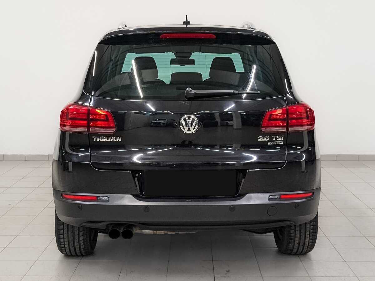 Volkswagen Tiguan с пробегом — 2015 год. Фото: #5