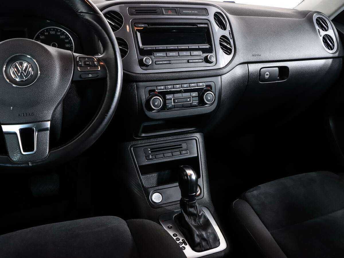 Volkswagen Tiguan с пробегом — 2012 год. Фото: #12