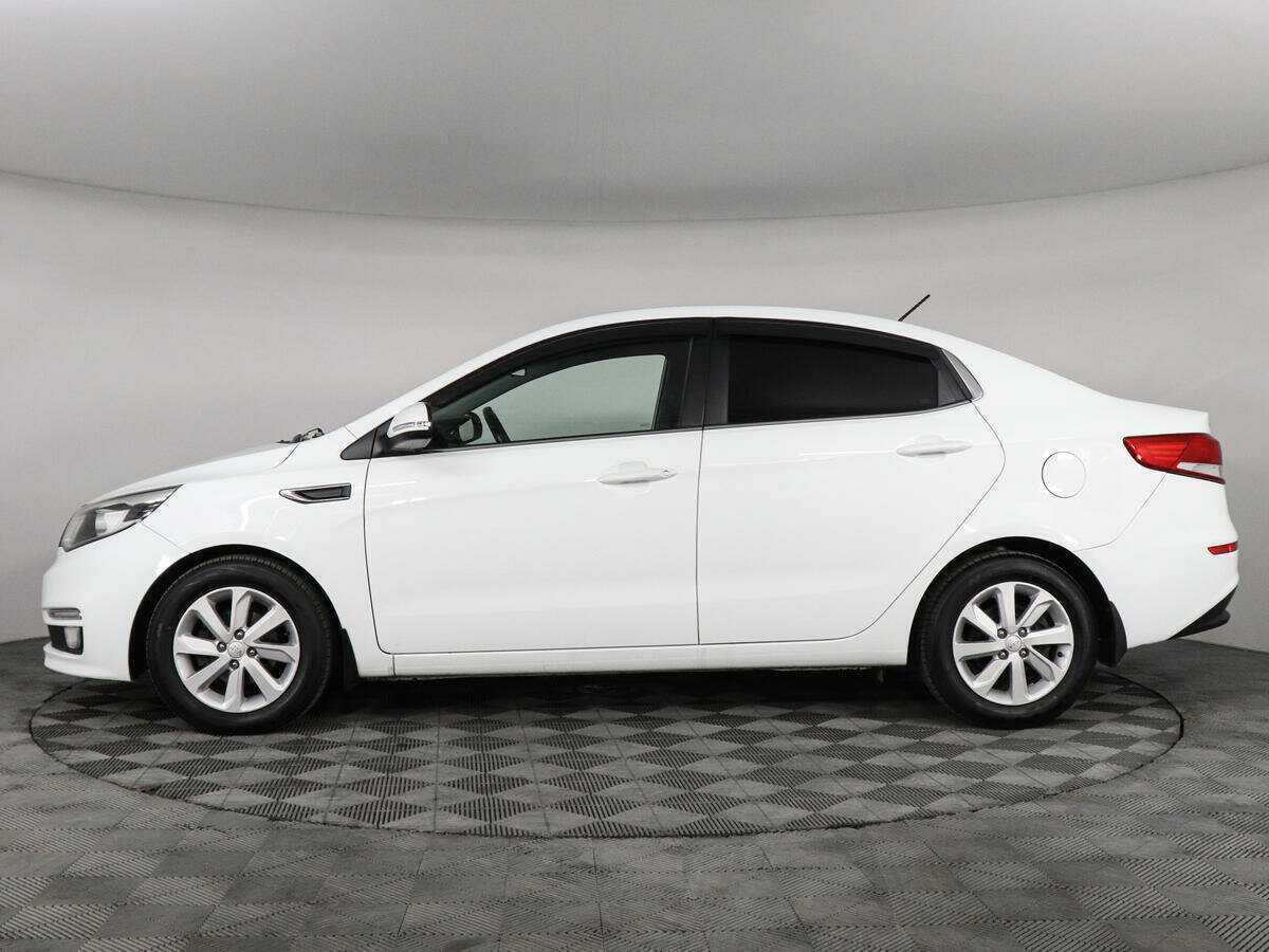 Kia Rio с пробегом — 2016 год. Фото: #7