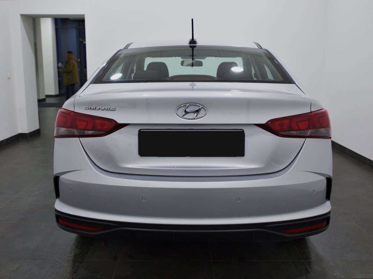 Hyundai Solaris с пробегом — 2021 год. Фото: #3