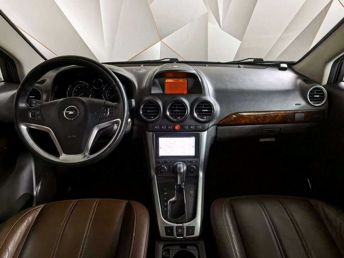 Opel Antara с пробегом — 2015 год. Фото: #9