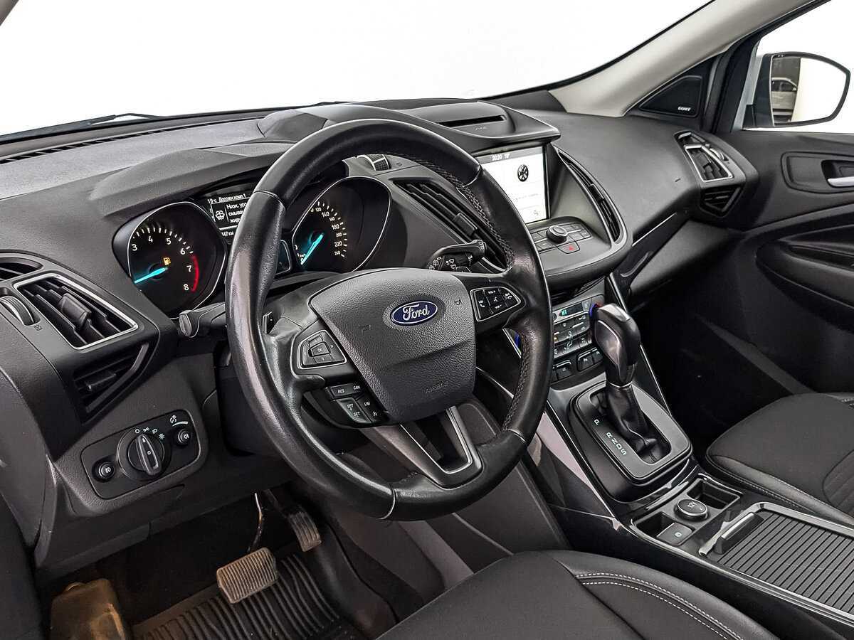 Ford Kuga с пробегом — 2018 год. Фото: #14