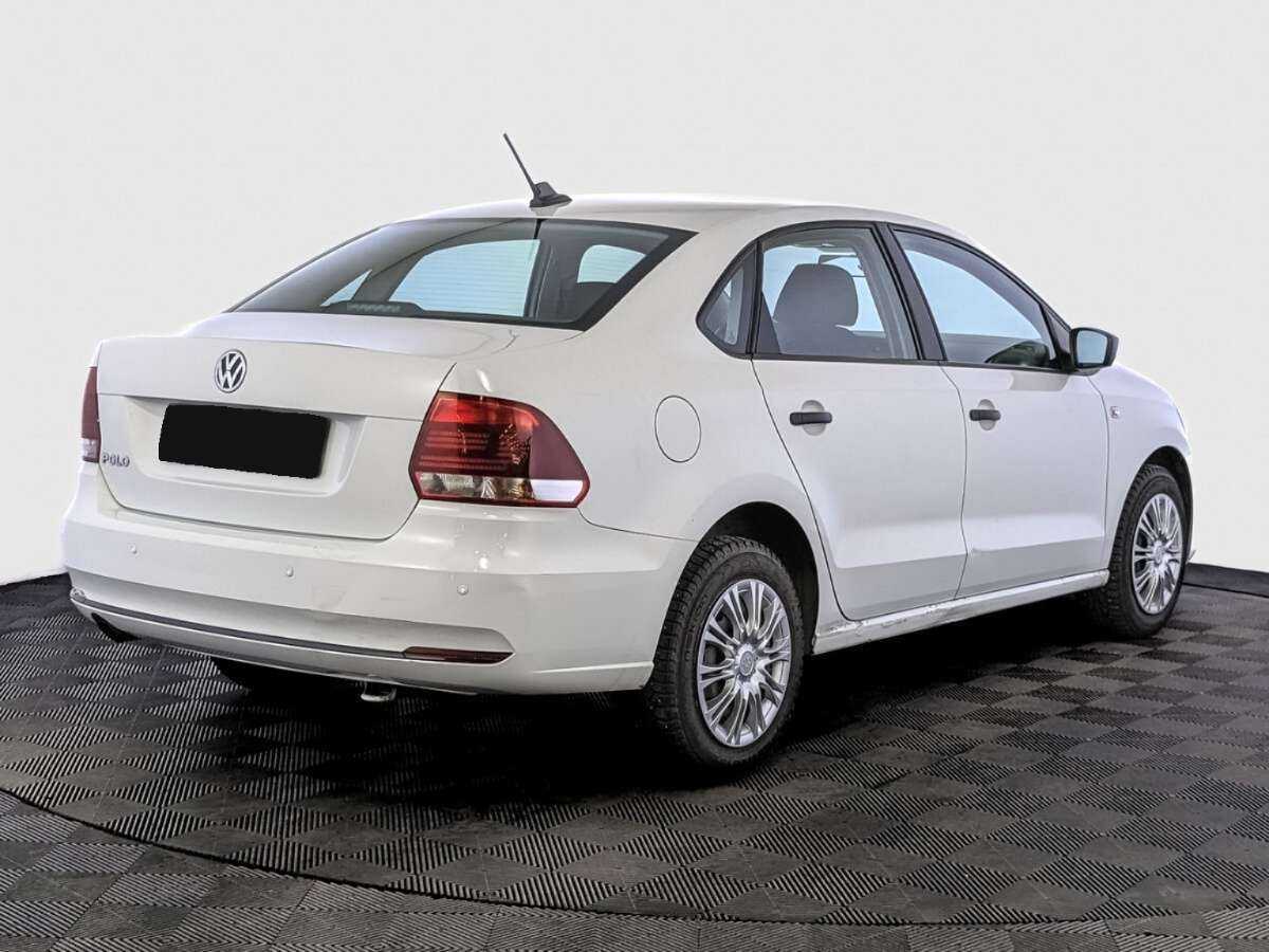 Volkswagen Polo с пробегом — 2019 год. Фото: #4