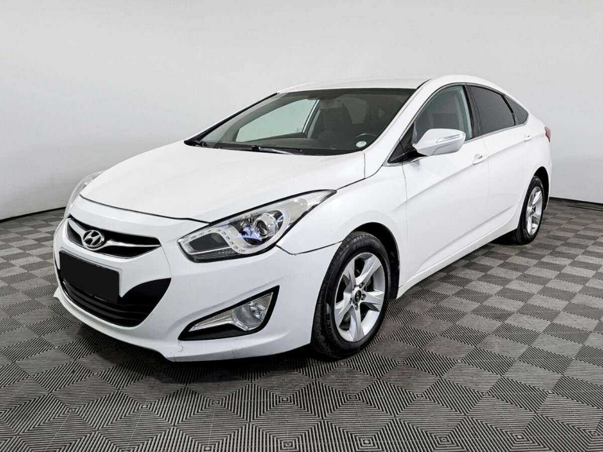 Hyundai i40 с пробегом — 2014 год. Фото: #0