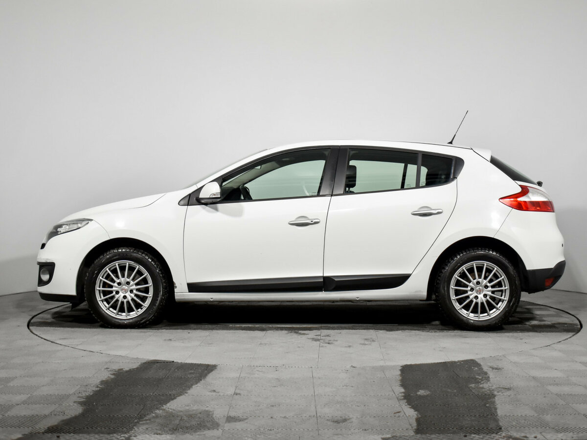 Renault Megane с пробегом — 2013 год. Фото: #7