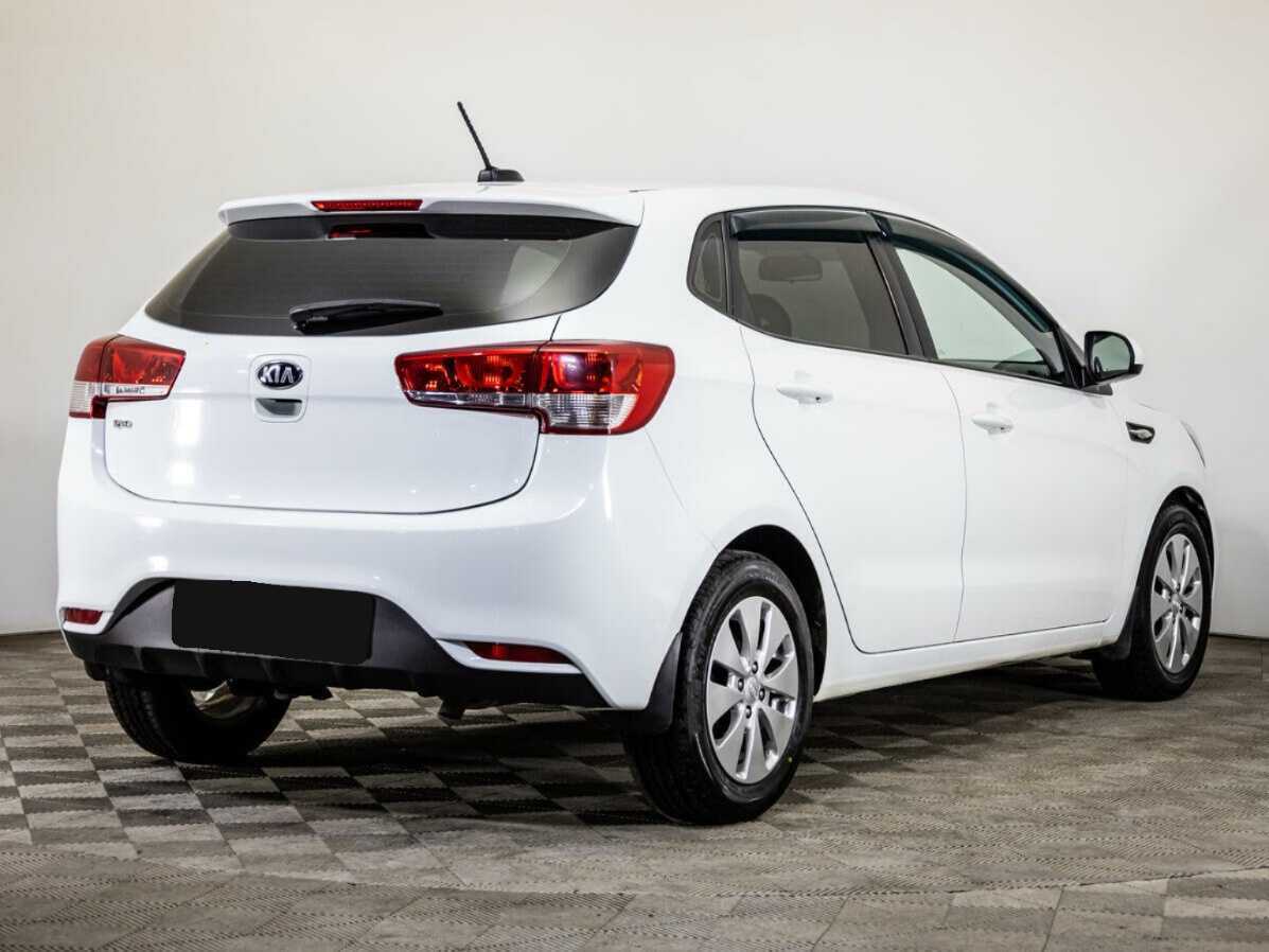 Kia Rio с пробегом — 2017 год. Фото: #4