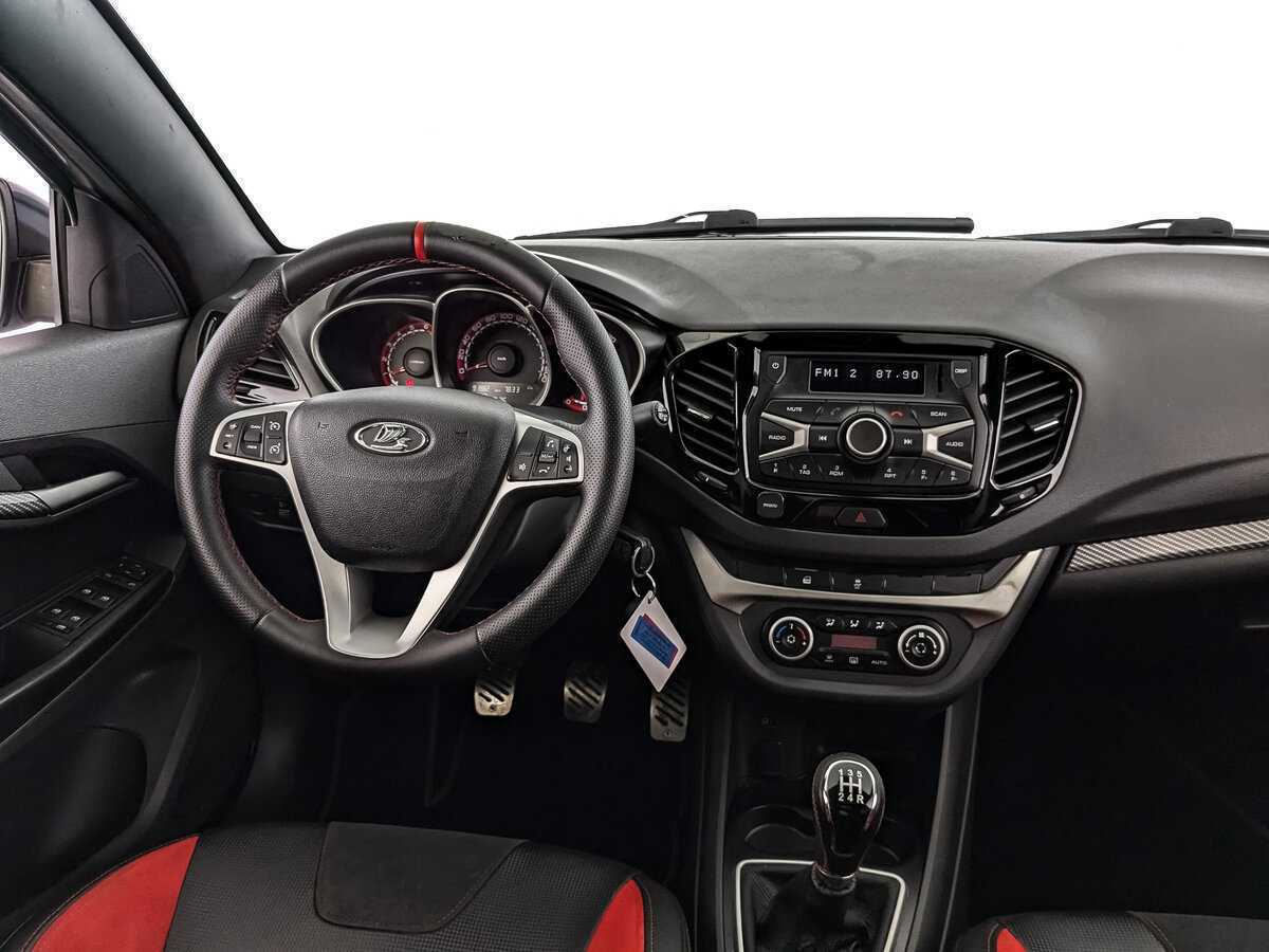 Lada (ВАЗ) Vesta с пробегом — 2019 год. Фото: #16
