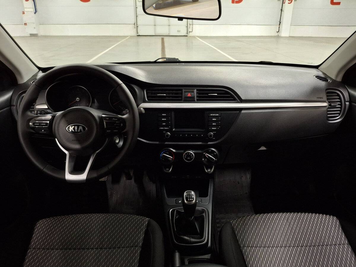 Kia Rio с пробегом — 2018 год. Фото: #13