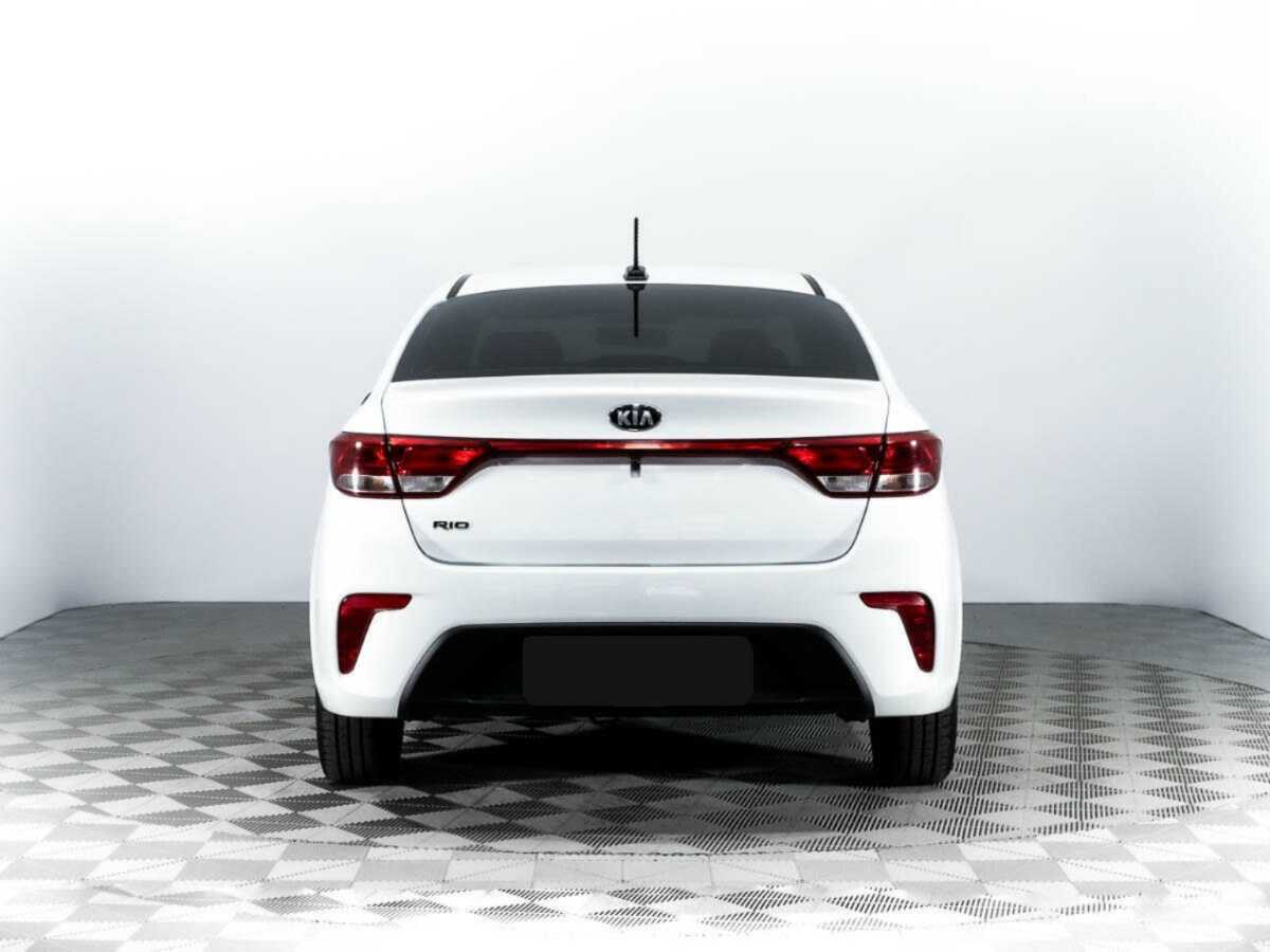 Kia Rio с пробегом — 2020 год. Фото: #5