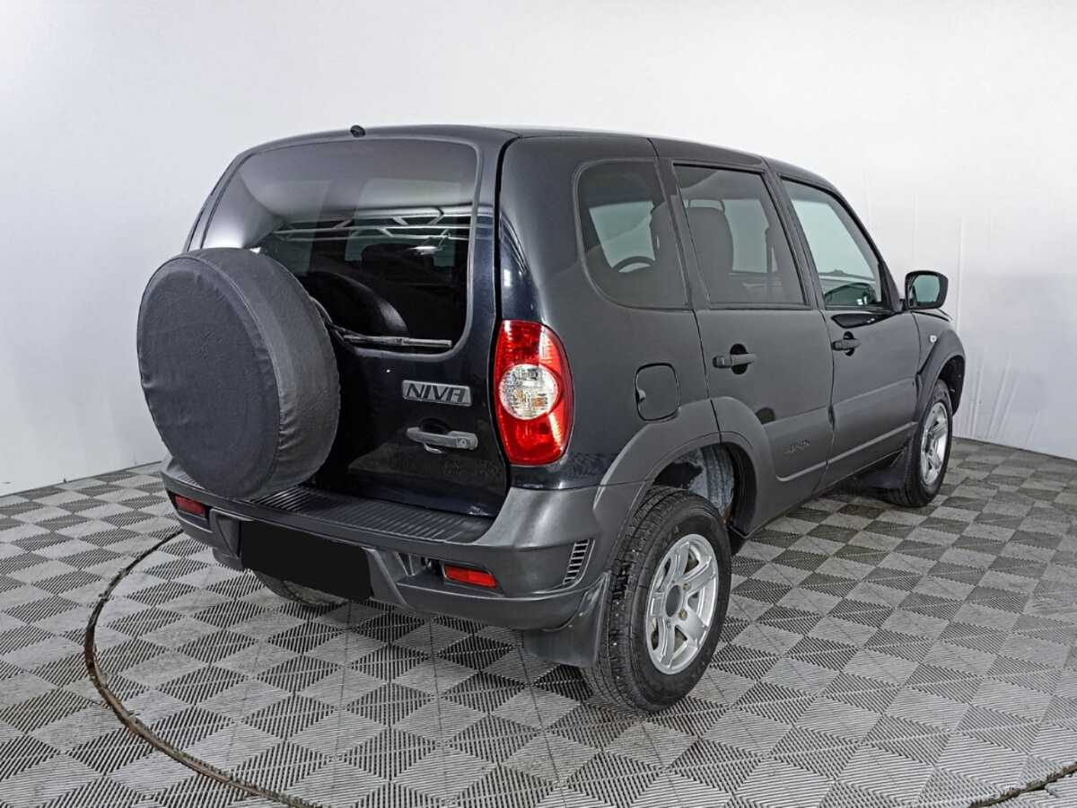 Chevrolet Niva с пробегом — 2019 год. Фото: #4